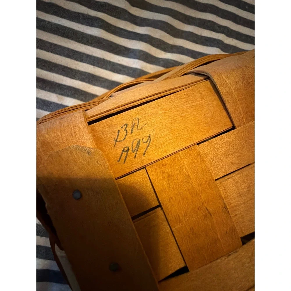 Longaberger Heartland Collection Basket 1999 Square Handwoven Wood Lid Handle